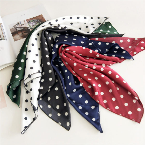 Petit foulard carré pour femmes – Image 4