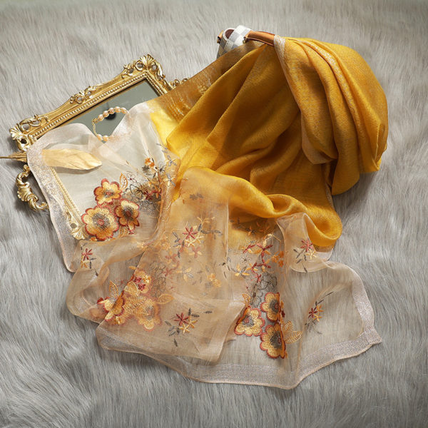 Foulard en soie brodée pour femmes – Image 3