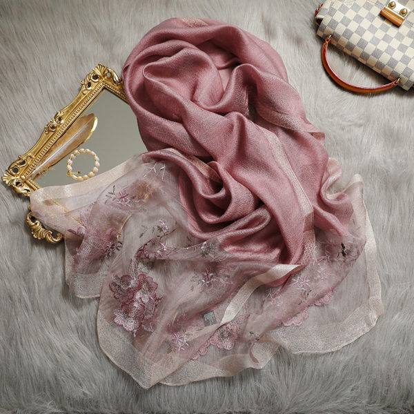 Foulard en soie brodée pour femmes – Image 2