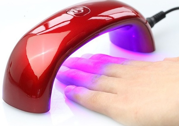 Sèche-ongles domestique. Machine de photothérapie pour la beauté et les soins des ongles. USB – Image 10