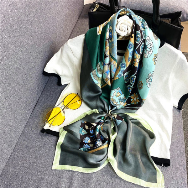 Foulard en soie pour femmes – Image 4
