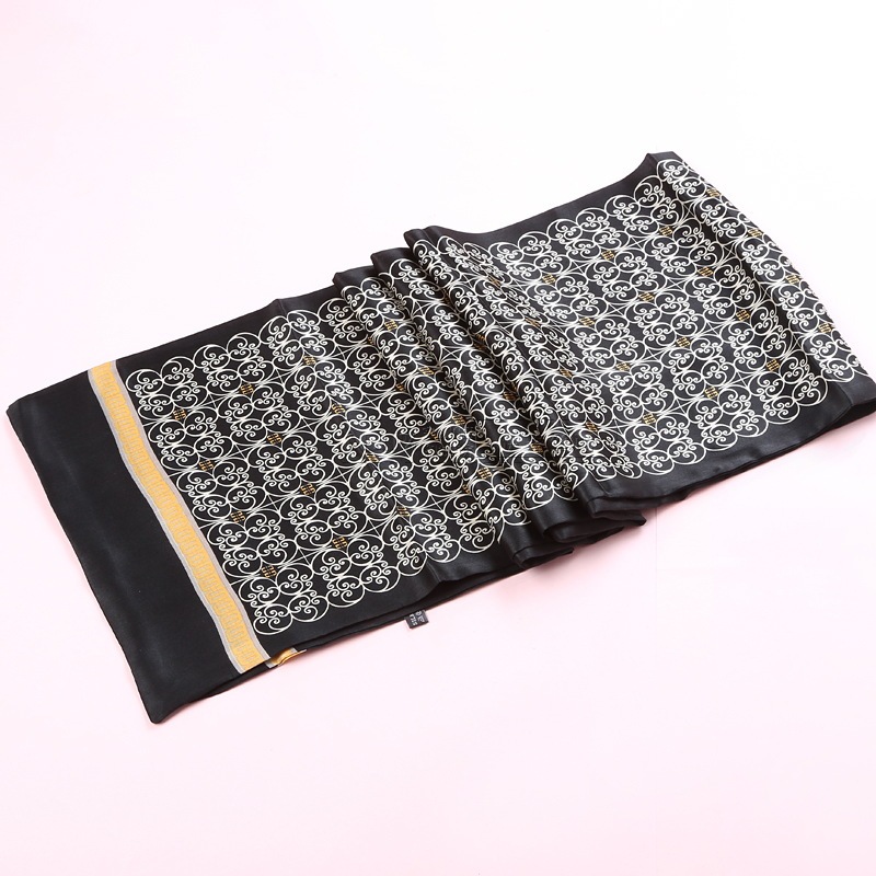 Echarpe élégante en satin pour hommes – Image 37