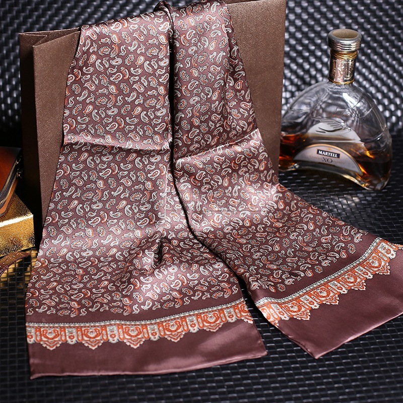 Echarpe élégante en satin pour hommes – Image 27