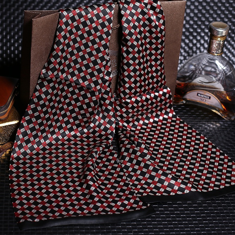 Echarpe élégante en satin pour hommes – Image 13