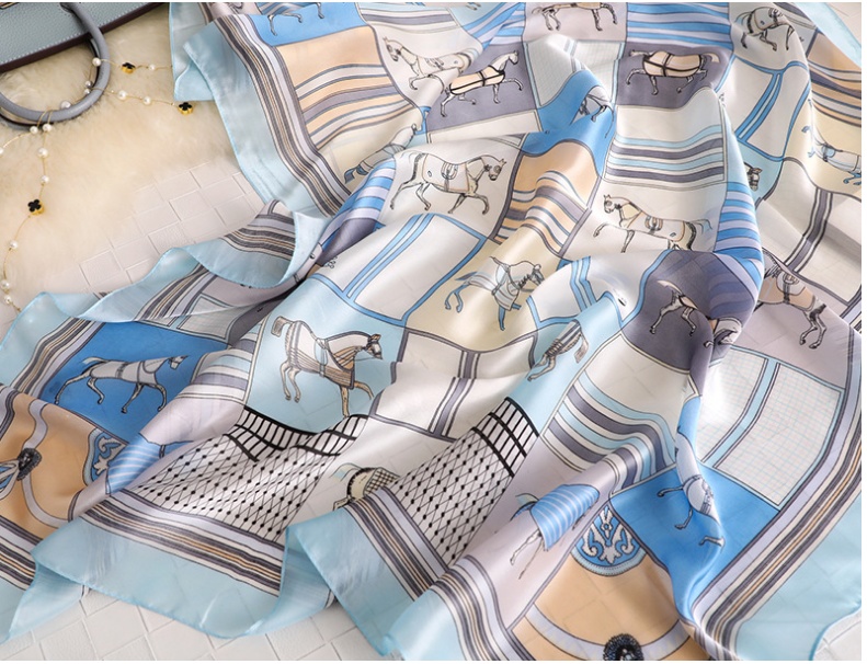 Foulard en soie pour femmes – Image 3