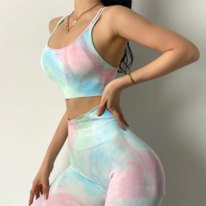 Costume. Sous-vêtement de sport  tye-die pour femmes