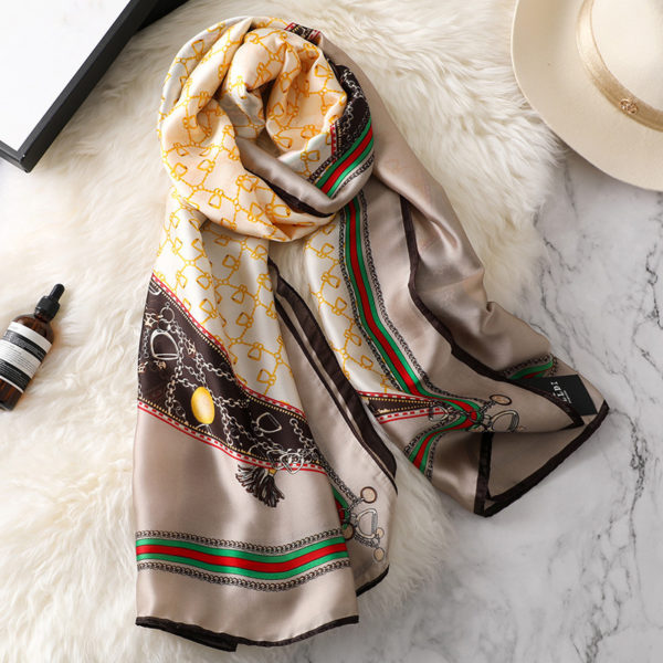 Foulard à fleurs pour femmes