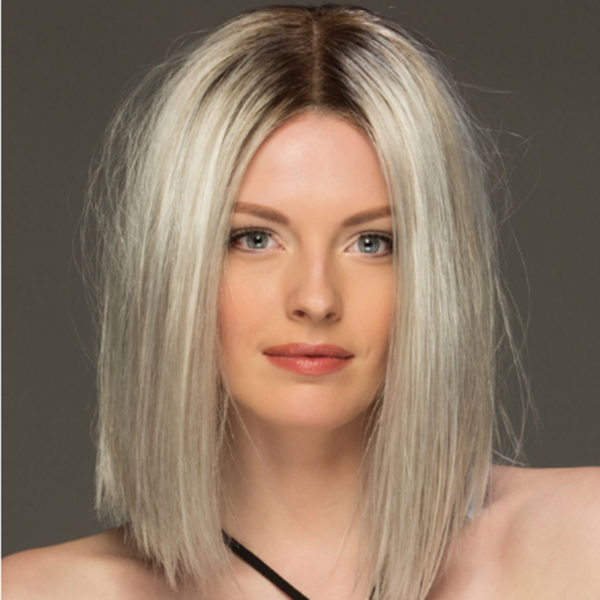 Perruque à la mode. Perruque cheveux blonds courts pour femmes