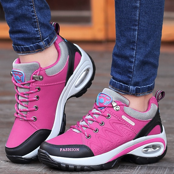 Chaussures d'automne et d'hiver pour femmes. Air Cushion