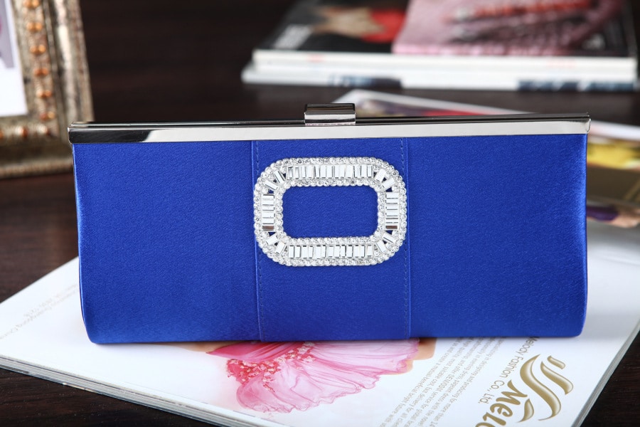 Pochette de banquet carrée en diamant. Sac pour cérémonies et soirées de gala pour femmes – Image 4