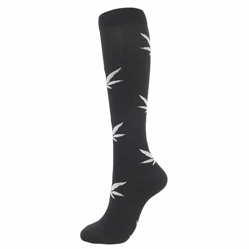 Chaussettes de compression sportive. Chaussettes de football. Chaussettes de compression à tube long à tube haut – Image 2