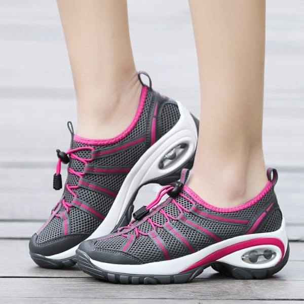 Chaussures de sport pour femmes. Baskets