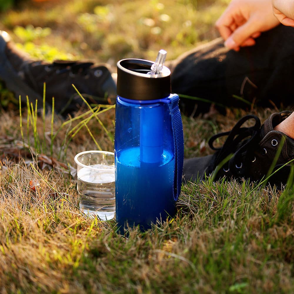 Gourde Filtrante Pliable 600 Ml – Purificateur à Membrane Ultra-filtration – 2000 L De Capacité – Légère 70 G – Pour Rando, Camping, Survie – Bleu