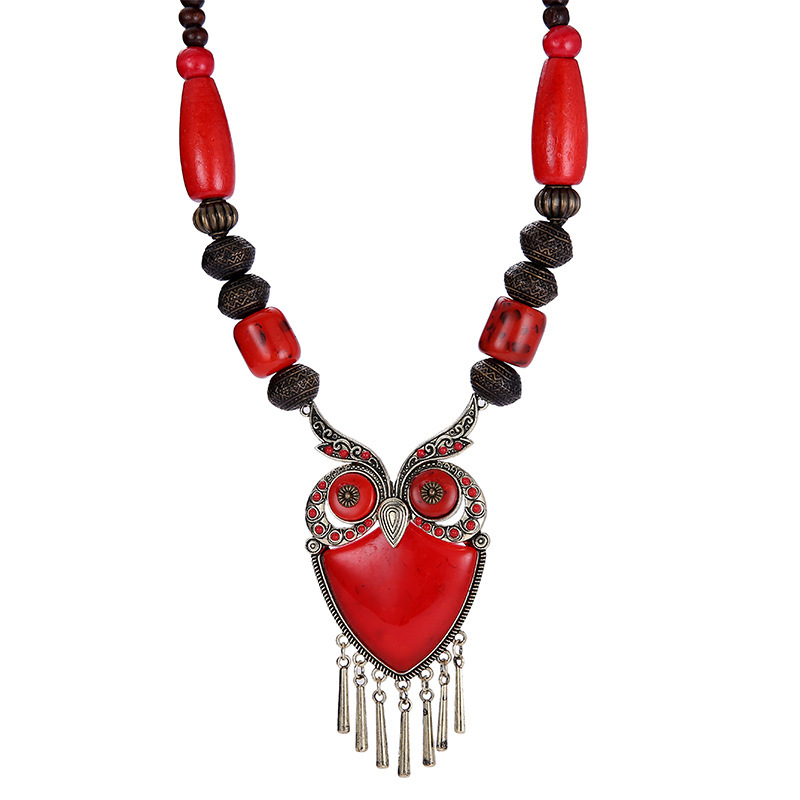 Collier de perles en bois de style ethnique