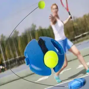Base d'aide à l'entraînement de tennis avec U élastique. Nouvel entraîneur de tennis simple novice