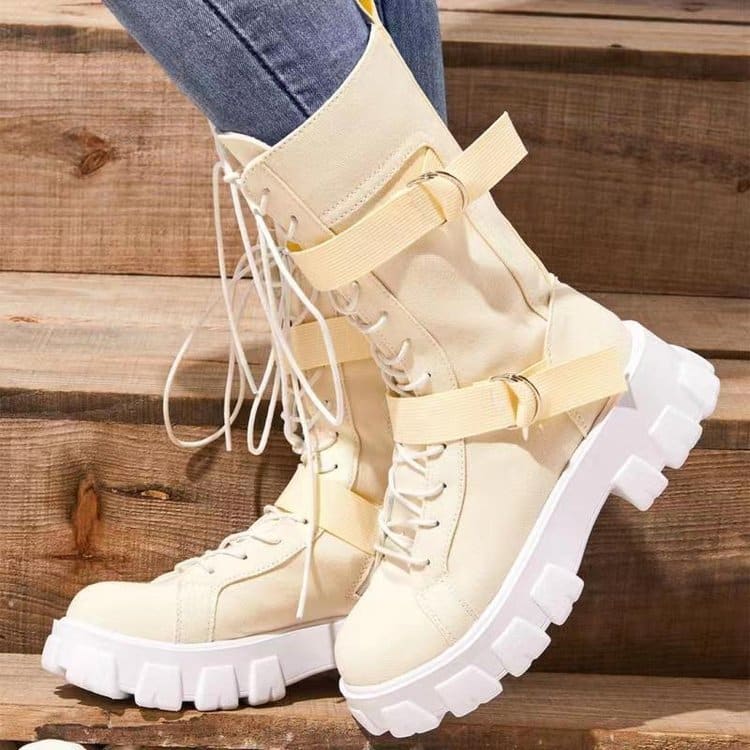 Bottes de plateforme à dentelle pour femmes. Bottes très tendance pour femmes – Image 5