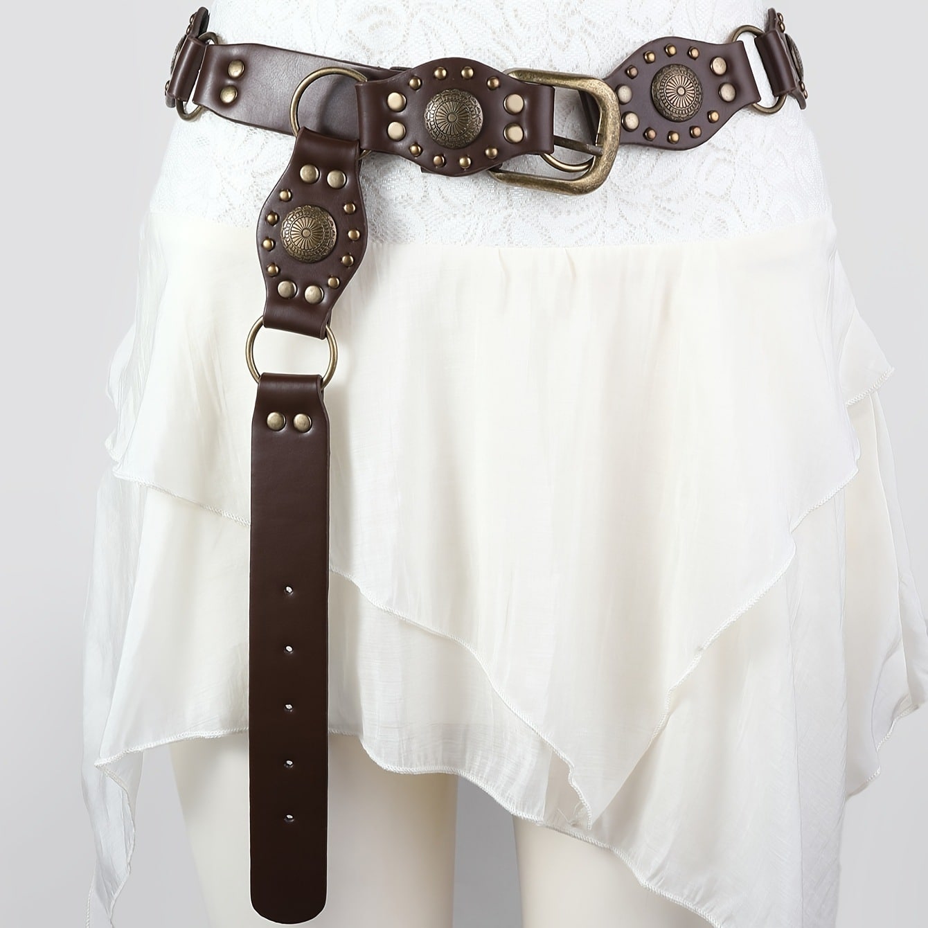 Ceinture à boucle métallique tendance pour femmes
