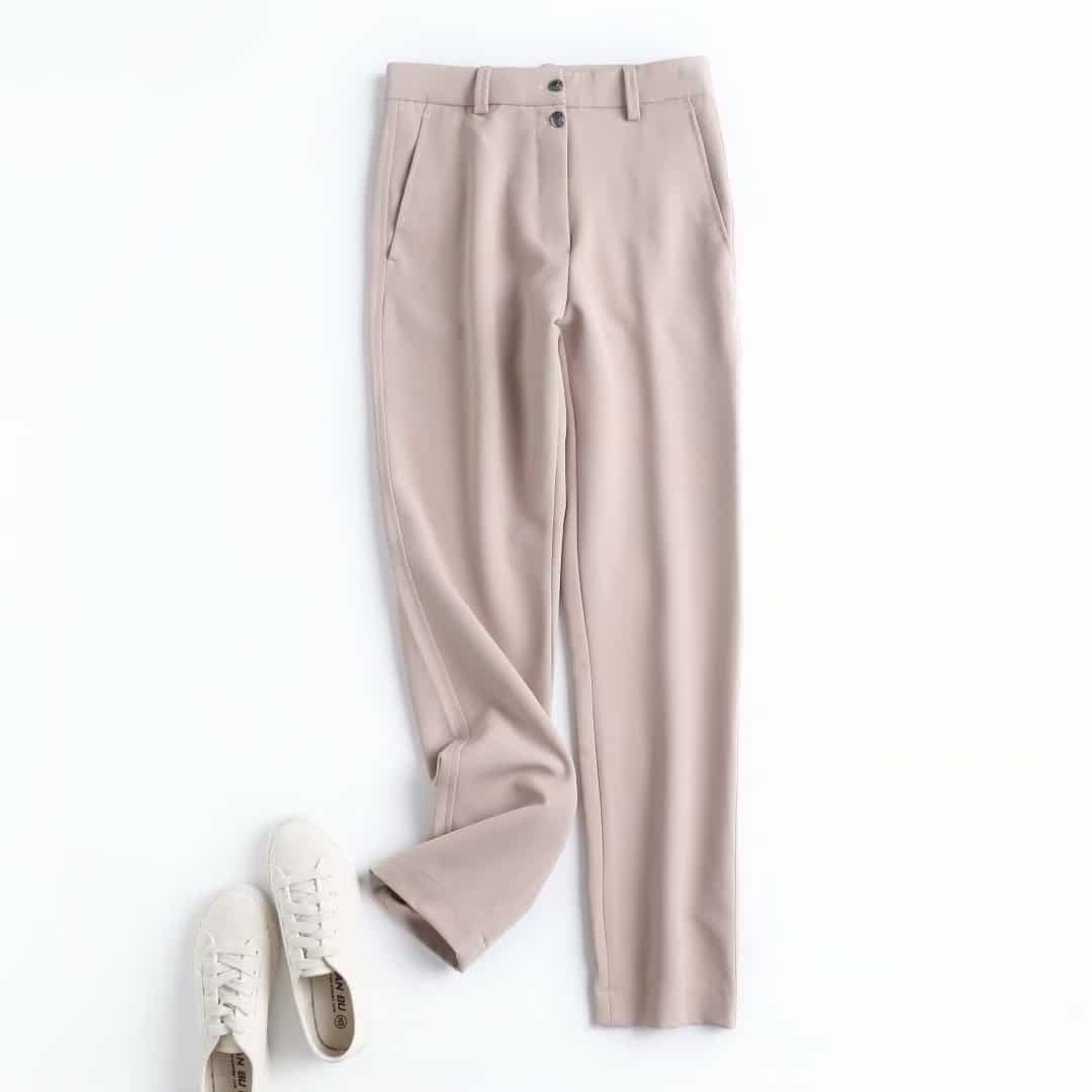 Pantalon décontracté droit à deux boutons pour femmes – Image 2
