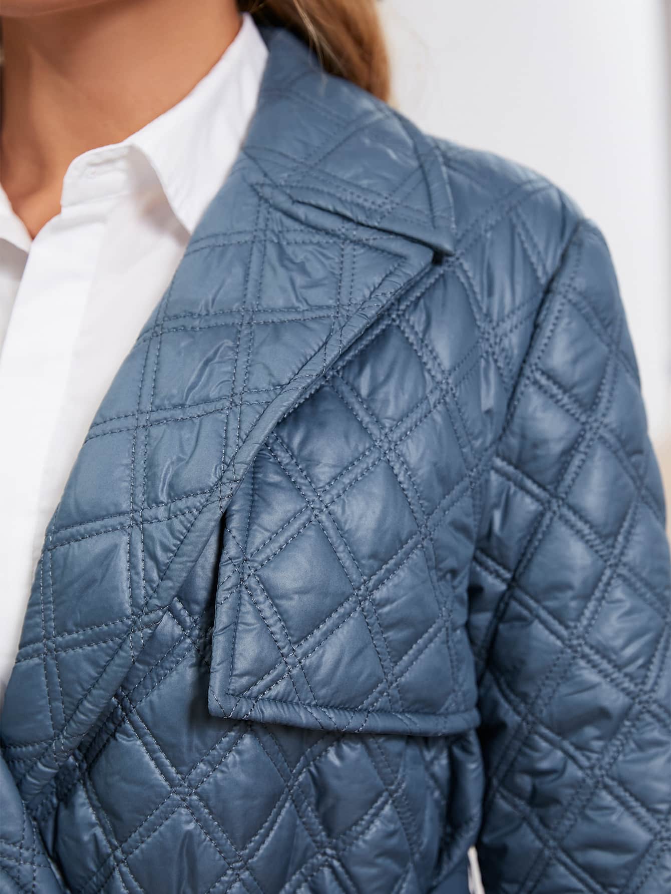 Doudoune rétro à revers en dentelle. Veste d'hiver pour femmes – Image 6