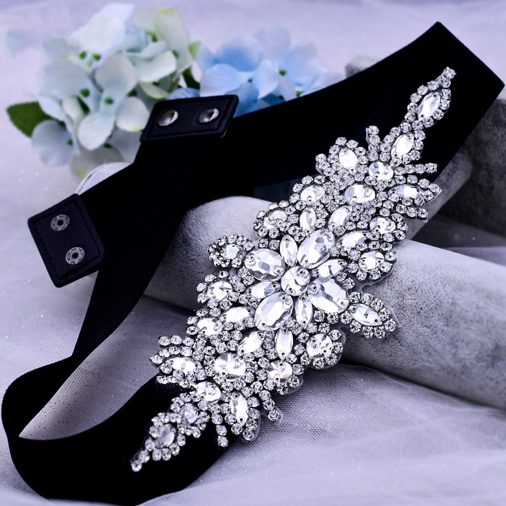 Ceinture moulante pour femmes à sertie de diamants – Image 5