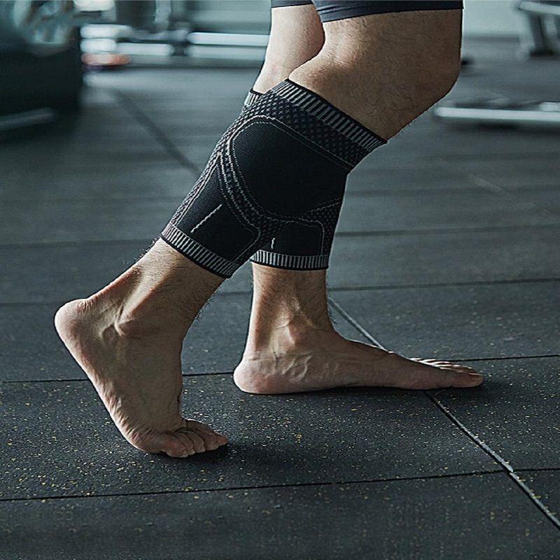 1 paire. Protège-mollets pour le sports. Sangles de pression