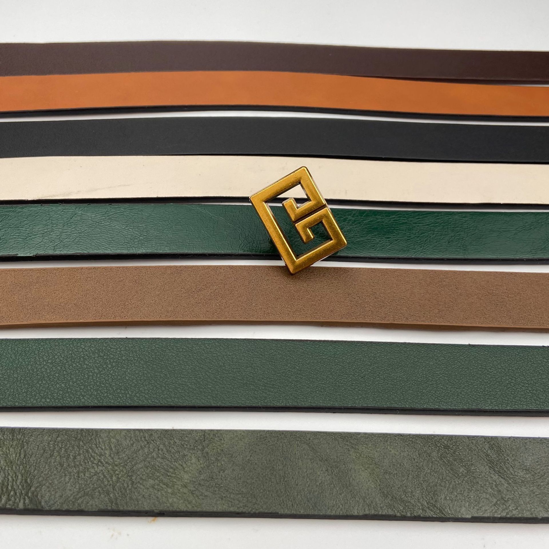 Ceinture en bronze décorative pour femmes – Image 5