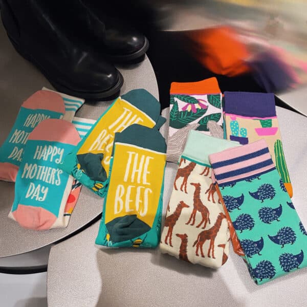 Chaussettes en coton avec illustrations pour femmes – Image 2