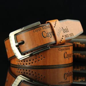Ceinture à boucles d'épingle pour hommes. Ceinture creuse et décontractée rétro pour hommes