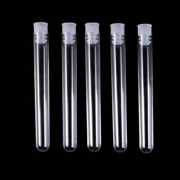 50 pièces. Tubes à essai en plastique transparent pour laboratoires