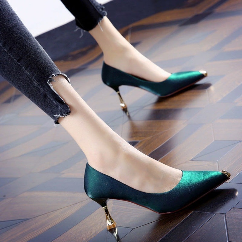 Chaussures à talons hauts en satin pointus pour femmes – Image 4