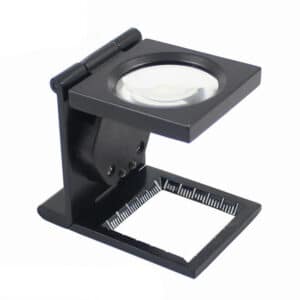 Loupe à pointe en métal avec lumière et échelle de mesure