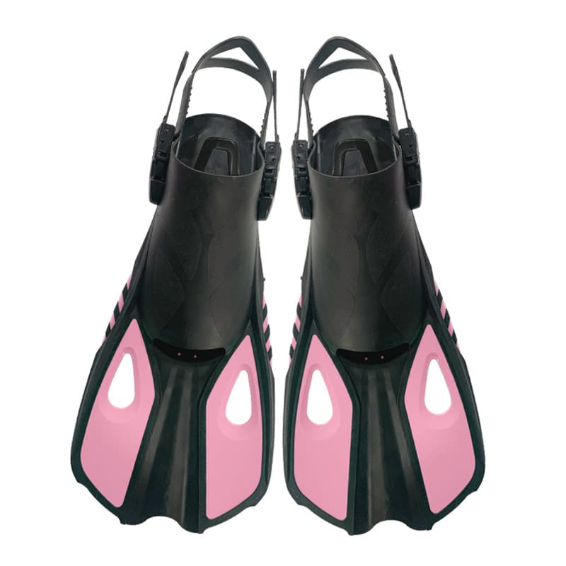 Une paire de palmes de plongée en apnée – Image 9