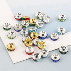 50 pièces. Ornements plats. Perles d'espacement