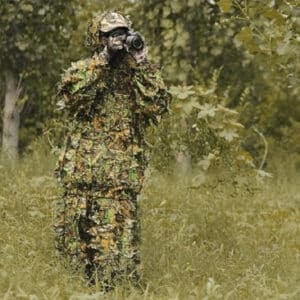 Combinaison. Vêtements de camouflage d'extérieur pour hommes et femmes
