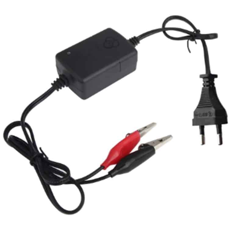 Chargeur de batterie compact intelligent 12V pour voitures – Image 2