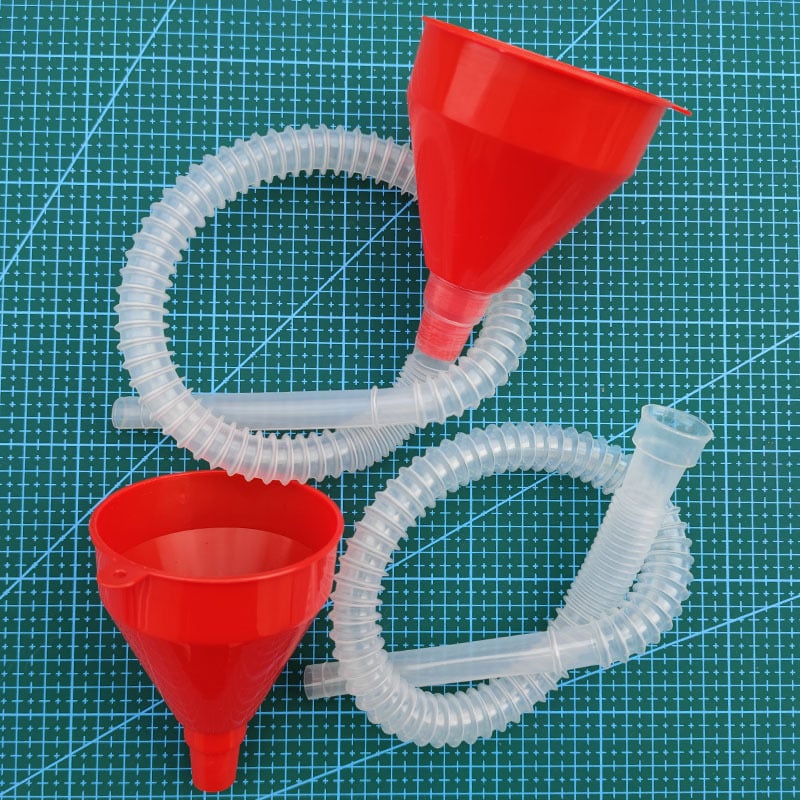 Entonnoir avec tuyau en plastique – Image 4