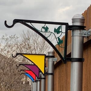 Crochet de poteau de clôture de cour