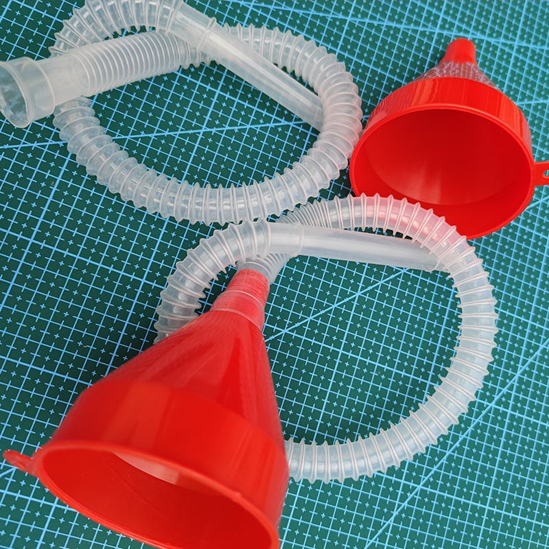 Entonnoir avec tuyau en plastique – Image 5