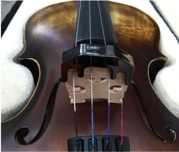 Sourdine noire en métal pour violon – Image 5