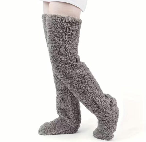 Une paire de chaussettes de jambe en duvet d’oie contre le froid pour femmes et hommes – Image 9