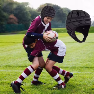 Casque de sport pour enfants. Casque pour le sport universel. Casque de protection pour gardien de but