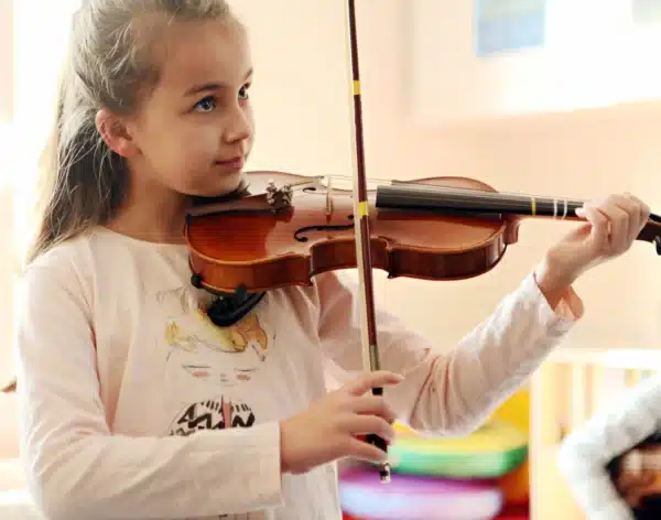 Epaulière pour violon rembourée en éponge. Accessoires pour piano