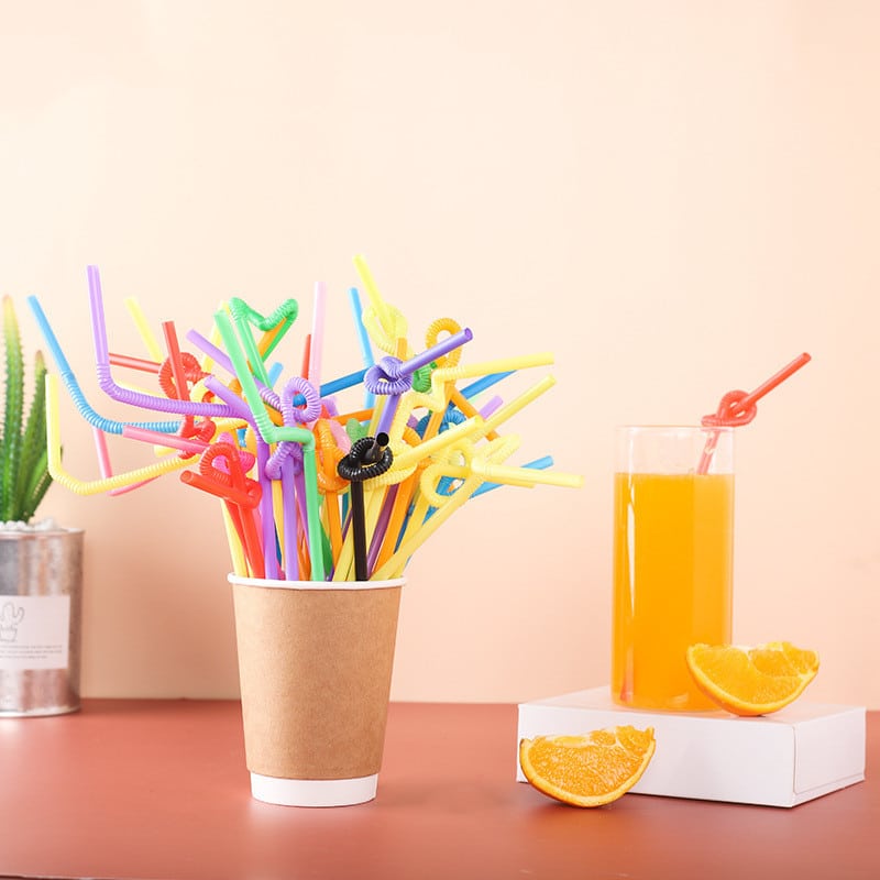 100 pièces. Pailles pliables en plastique jetables. Pailles créatives pour la boisson, jus, lait, smoothie et cocktail
