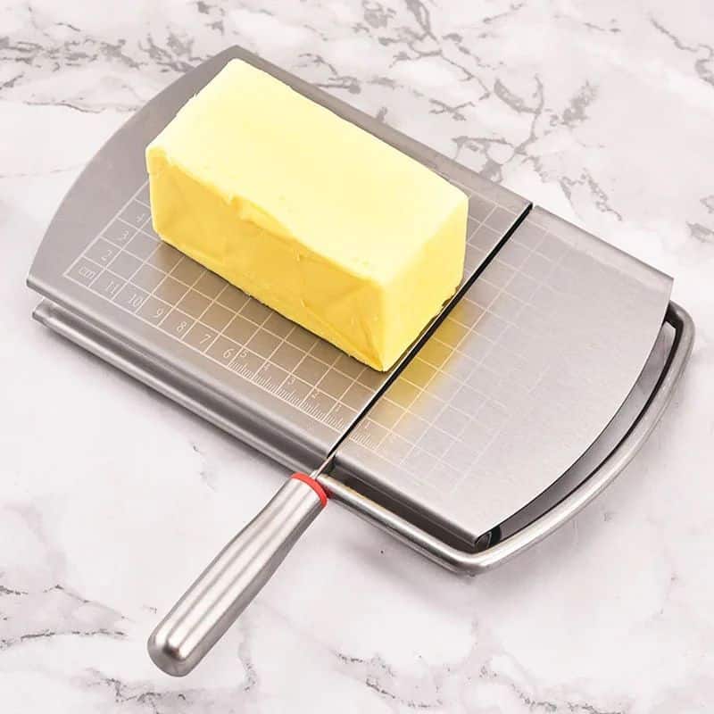 Trancheuse multifonctionnelle. Beurre. Fromage. Jambon. Saucisse. Gadgets de cuisine. Planche à découper en acier inoxydable avec base d’aspiration en silicone – Image 8