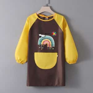 Combinaison de peinture et de dessin pour enfants. Blouse pour la peinture