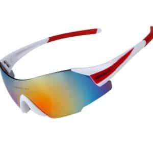 Lunettes solaires sportives à la mode