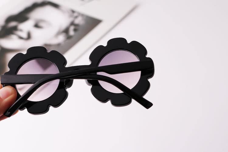 Lunettes de soleil transparentes – Image 4
