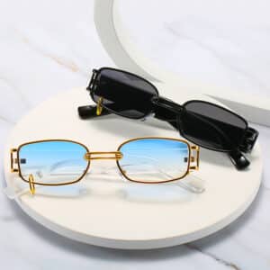 Lunettes de soleil à boucles d’oreilles carrées tendances pour femmes