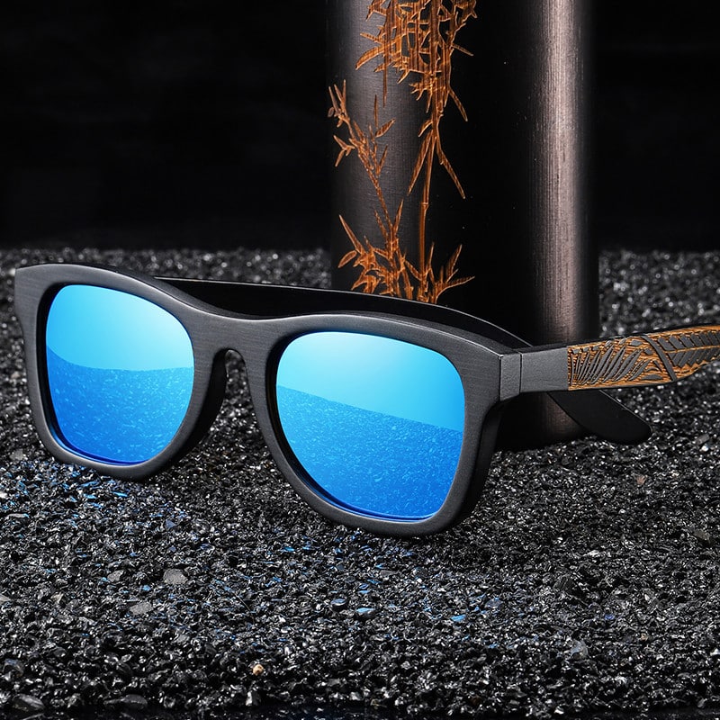 Lunettes à cadre noir brossé en bois de bambou