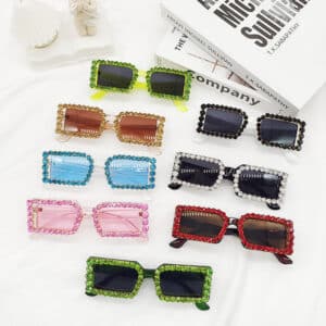Lunettes de soleil pour femmes avec petit cadre en diamant